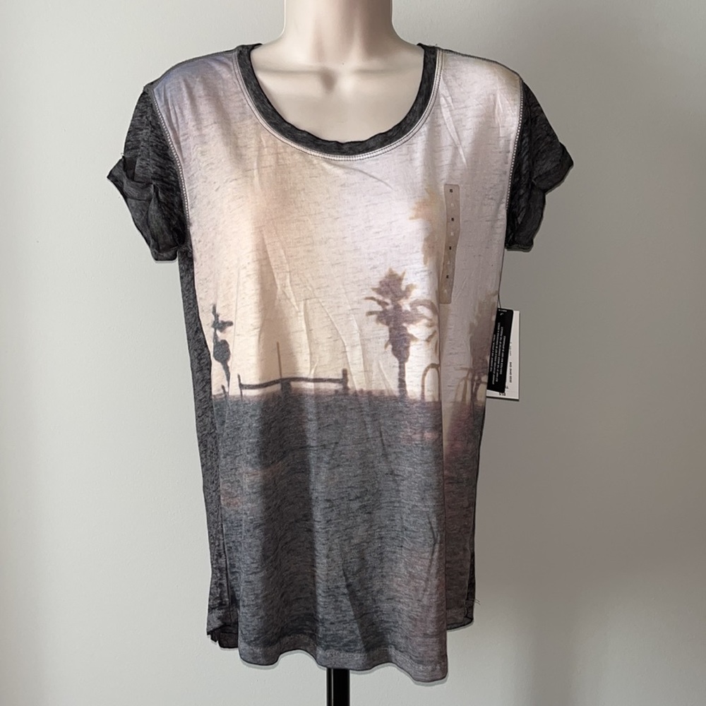 *NEW*a.n.a T-shirt